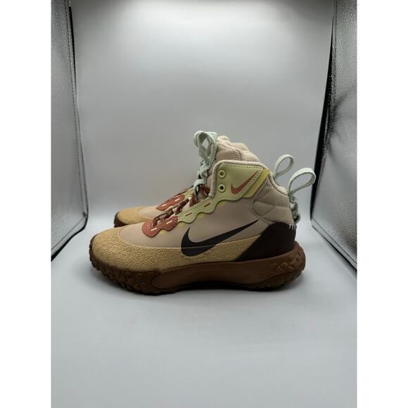Nike Terrascout GS “Light British Tan” size 3.5y/5 women’s - Picture 1 of 6